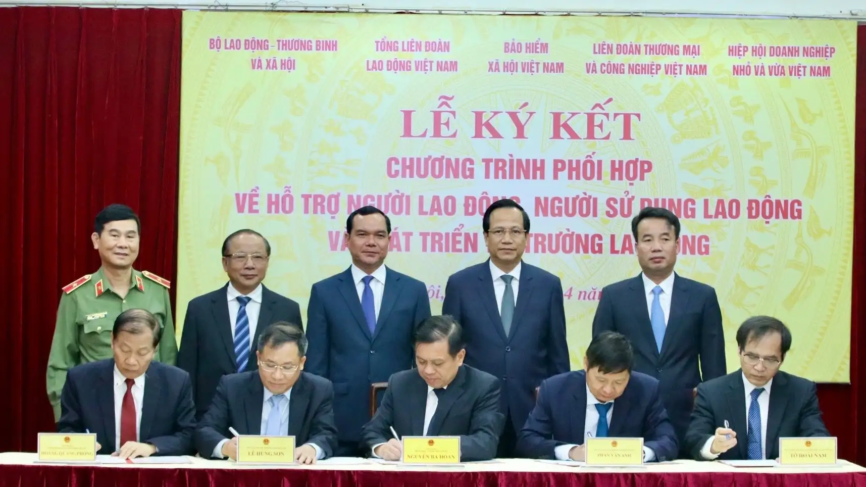 Khám phá thế giới mua sắm tuyệt vời với Alaba và tiết kiệm ngay hôm nay!